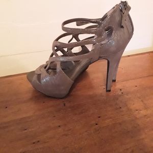Sexy Audrey Brooke Pewter Cannes Platform Heels